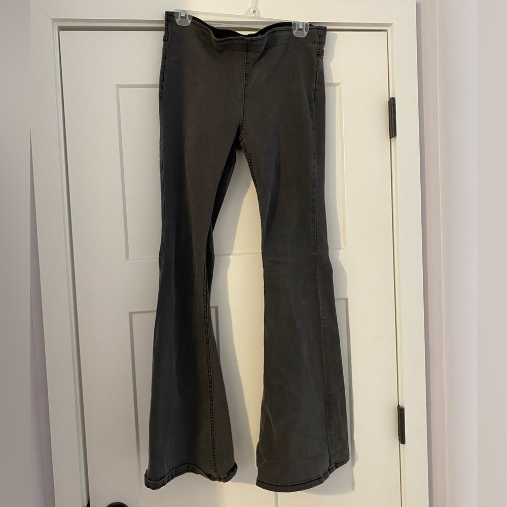 Free People gray flare pull on pants